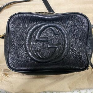 Gucci Black Pebbled Leather Shoulder Bag